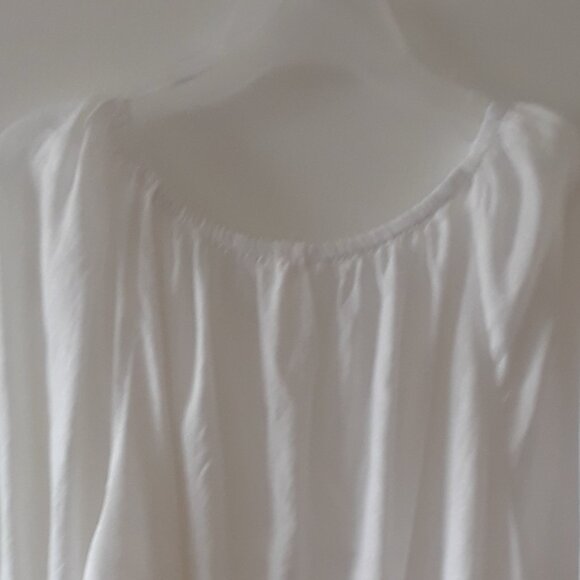 H&M 100% Linen Flowy Loose Fitting Blouse - Picture 5 of 10